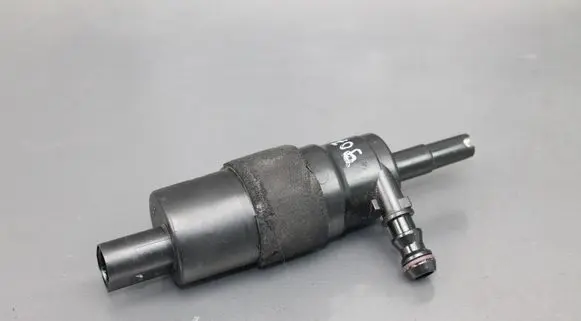 Audi A6 S6 C6 4F Headlight washer pump 3B7955681