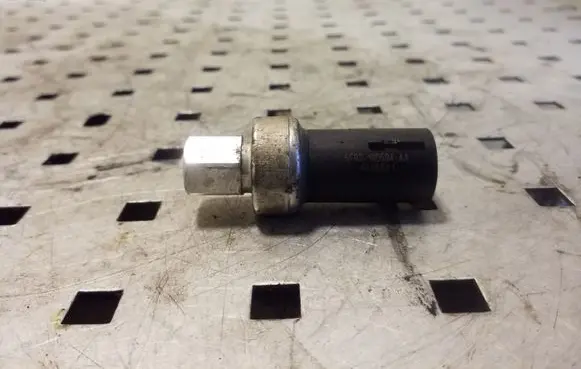 Ford Galaxy Air conditioning (A/C) pressure sensor 6F9319D594AA
