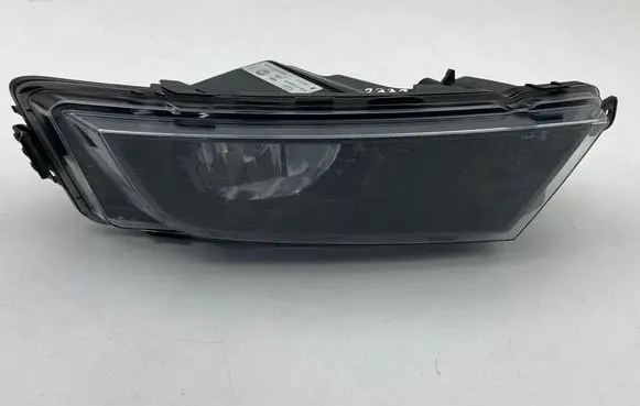 Skoda Octavia Mk3 (5E) Front fog light 5E0941700E