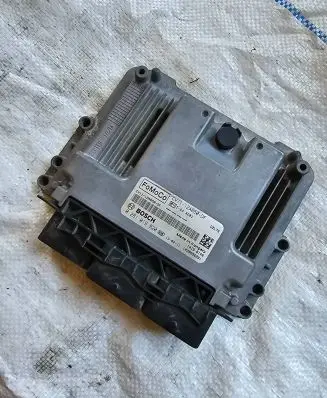Ford B-MAX Engine control unit/module CV1112A650DF 0281019920