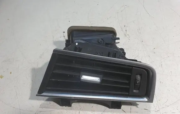 BMW 5 GT F07 Dashboard side air vent grill/cover trim 16828110