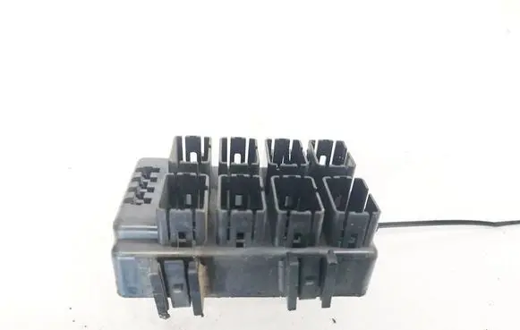 Toyota Avensis T270 Fuse box set 
