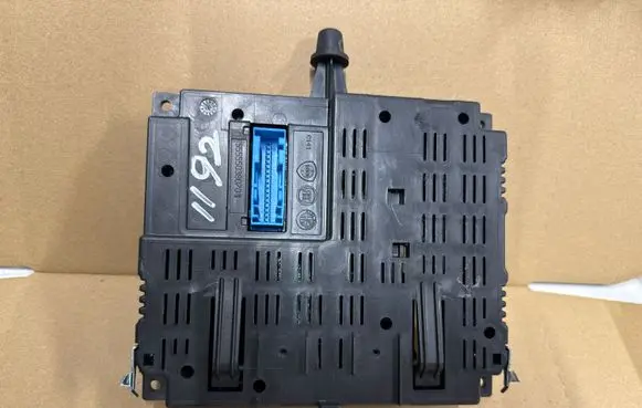 Alfa Romeo Giulietta Comfort/convenience module 555550380701