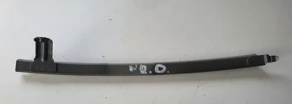 Hyundai i30 Front door windshield rail 