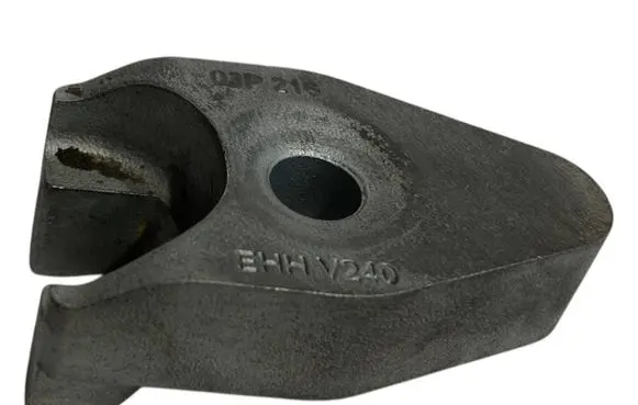 Skoda Fabia Mk2 (5J) Fuel Injector clamp holder 03P216