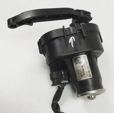 Mercedes-Benz GLK (X204) Intake manifold valve actuator/motor A6511500094