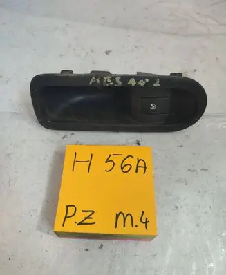 Renault Megane II Electric window control switch 156015540