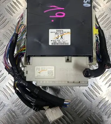 Toyota Prius+ (ZVW40) Fuse module PRIUSZVW40