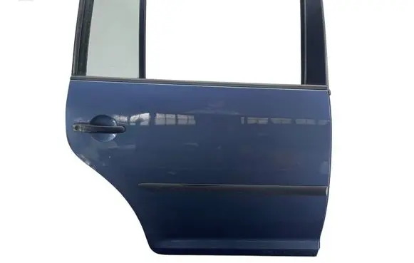 Volkswagen Touran II Rear door 1T0833056S