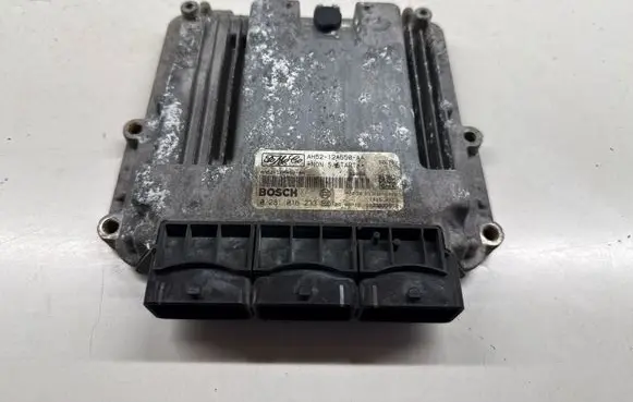 Land Rover Freelander 2 - LR2 Engine control unit/module AH5212A650AA