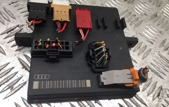 Audi A4 S4 B6 8E 8H Light module LCM 8E0907279K 5289