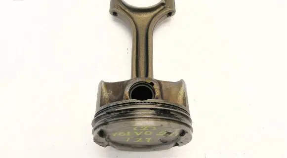 Volvo S90, V90 Piston with connecting rod 31460828