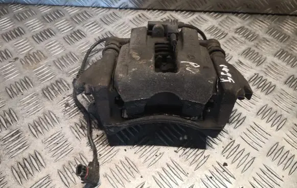 Mercedes-Benz A W169 Front brake caliper 1694200683 A1694200683
