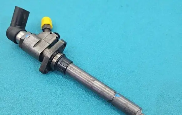 Volvo S40 Fuel injector 9657144580 IMPRK1574203