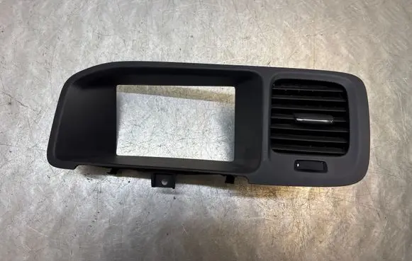 Volvo V60 Dash center air vent grill 30791675