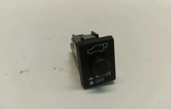 Mitsubishi Outlander Tailgate opening switch 8781a148