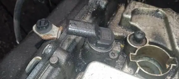 Audi A7 S7 4G Camshaft vanos timing valve 06E257N