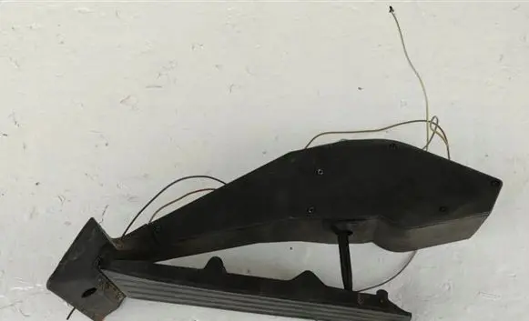 BMW 7 E65 E66 Accelerator throttle pedal 6772675
