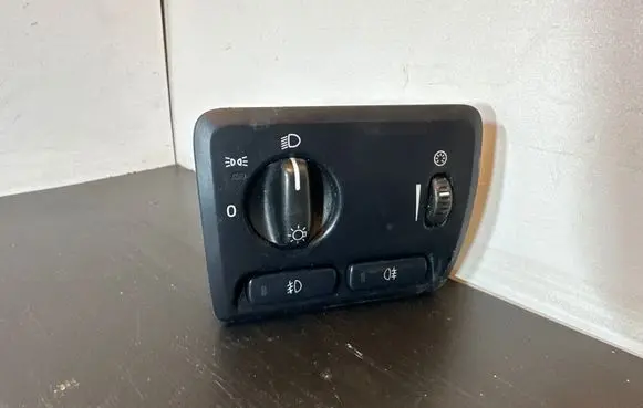 Volvo XC70 Light switch 30739312 05W37E05 ML374300041