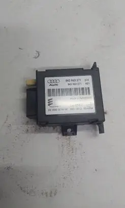 Audi Q5 SQ5 Auxiliary heating control unit/module 8K0963271 221000329500