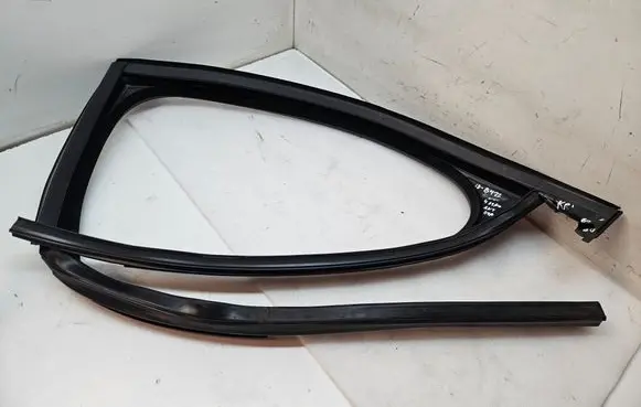 Volkswagen ID. Buzz Rubber seal front door (on door) 1T3837433 1T5837433
