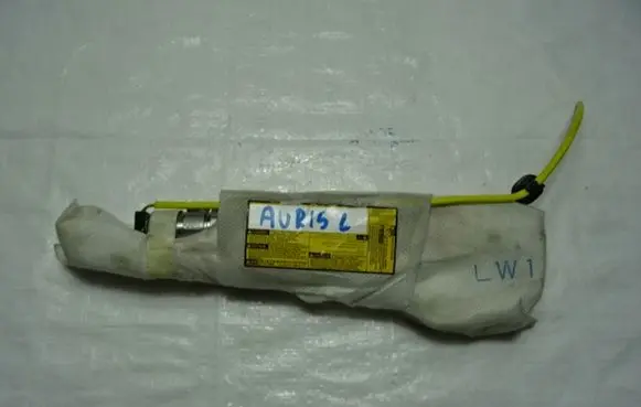 Toyota Auris E180 Seat airbag