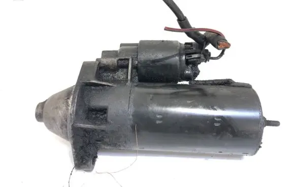 Volkswagen PASSAT B5.5 Starter motor 068911024G