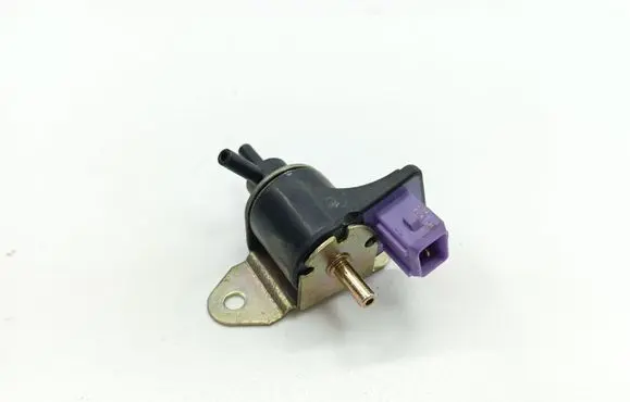 Ford Mondeo MK II Vacuum valve 