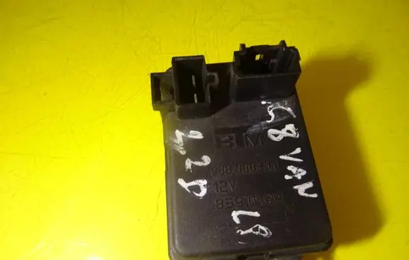 Citroen C8 Heater blower motor/fan resistor 908000311 8390149
