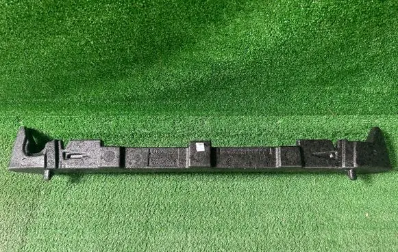Front bumper foam support bar