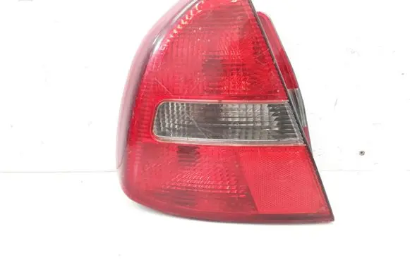 Mitsubishi Carisma Rear/tail lights 151085