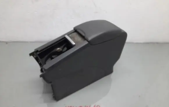 Volvo XC60 Armrest