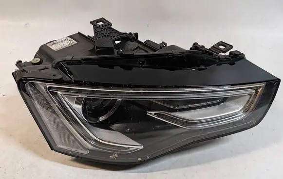 Audi A5 8T 8F Headlight/headlamp 8T0941006C