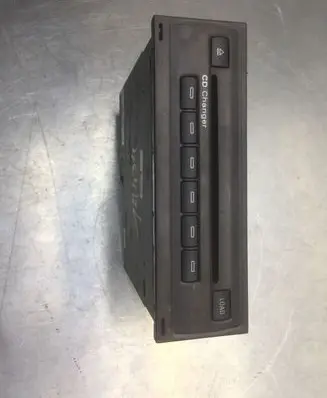 Audi A6 S6 C6 4F CD/DVD changer 4E0035110 4E0910110