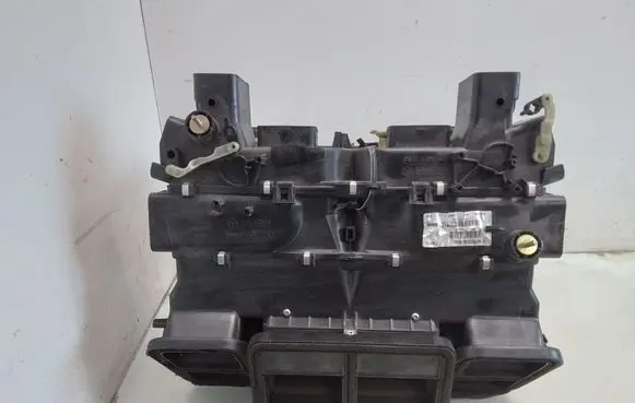 Mercedes-Benz E W211 Interior heater climate box assembly housing 