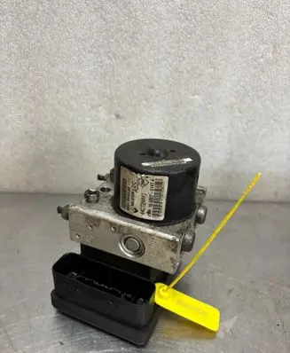 Renault Twingo II Master brake cylinder