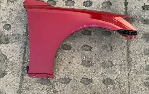 Lexus IS 220D-250-350 Fender
