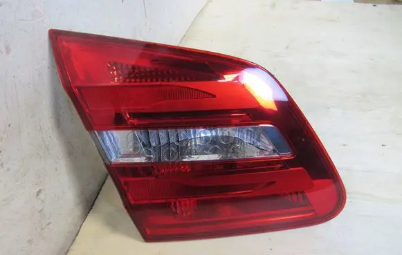 Mercedes-Benz B W246 W242 Tailgate rear/tail lights A2469066300 607701 YAP4018511