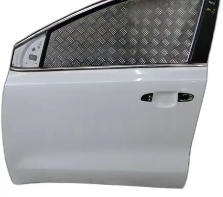 KIA Sportage Front door 