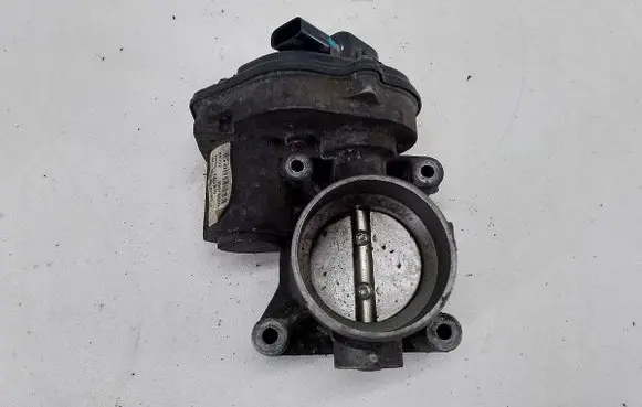 Volvo S40 Throttle body valve 4M5GEDLF15