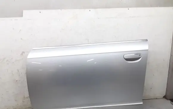 Audi A6 S6 C6 4F Front door