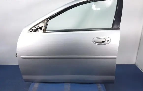 Chrysler Sebring (ST-22 - JR) Front door