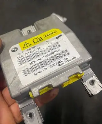 BMW 5 E60 E61 Airbag control unit/module S1695300701A 220434654 04B275MA0763P