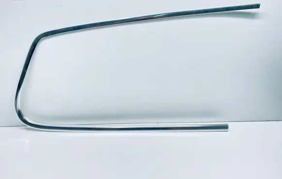 Volkswagen PASSAT B7 Rear side glass trim 3AF853346D
