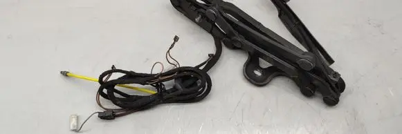 Mercedes-Benz SLK R170 Tailgate/trunk/boot hinge 1707500072