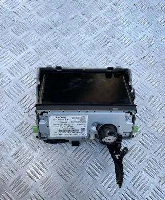 Audi A3 S3 8V Navigation unit CD/DVD player 8V0857273M