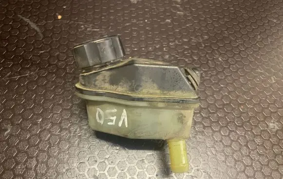 Volvo V50 Power steering fluid tank/reservoir 4N513531DC C6S4B 0000085002094