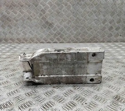 Mercedes-Benz E W212 Front bumper shock/impact absorber A2126200995