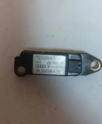 Audi A3 S3 8L Airbag deployment crash/impact sensor 8L0959643B 030298 0230300R043R