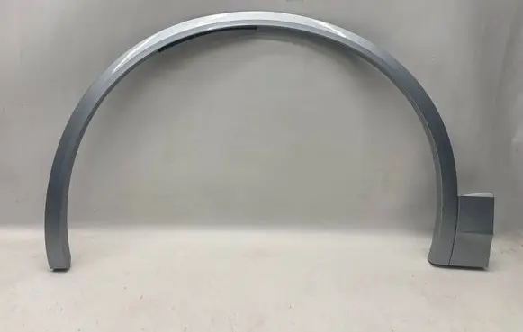 Volkswagen Touareg III Front arch trim 760853717A